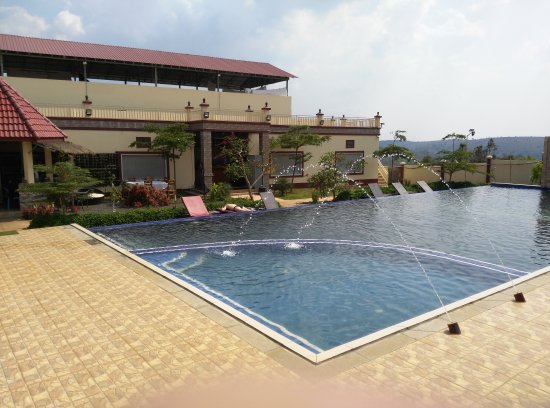 Where to stay in Mundolkiri